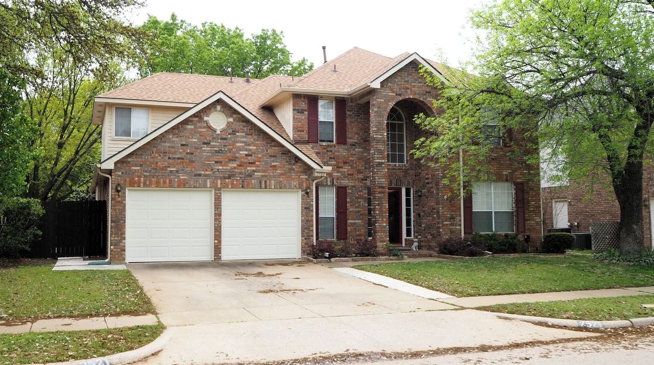 2521 Timber Ridge Ln - Photo 3 of 38