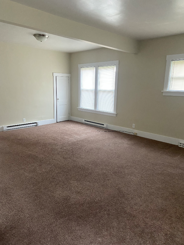 226 Clinton St - Photo 3 of 7