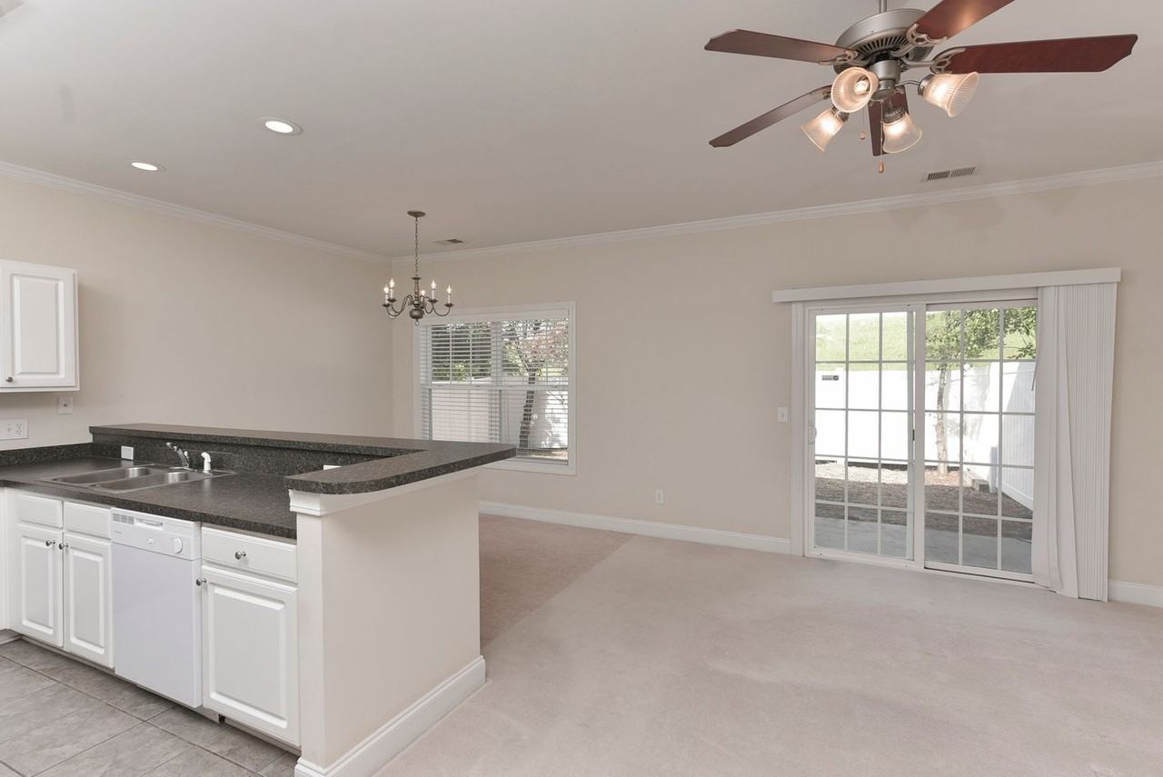 107 Gavinshire Rd - Photo 4 of 34