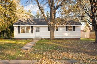 9480 Quaker Ln N - Photo 1 of 1