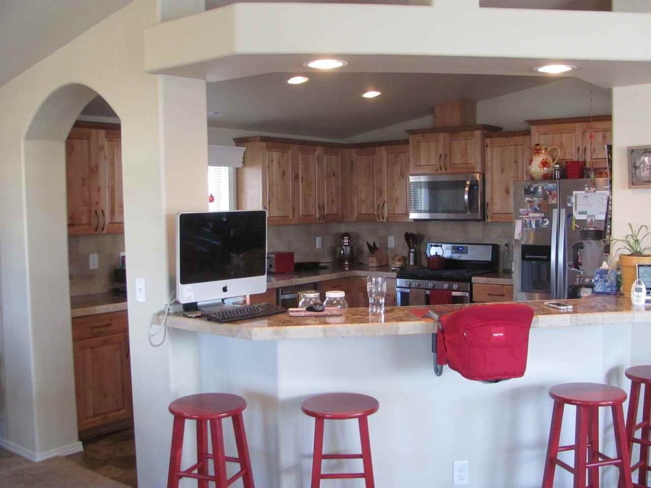 125 E Menefee St - Photo 3 of 17