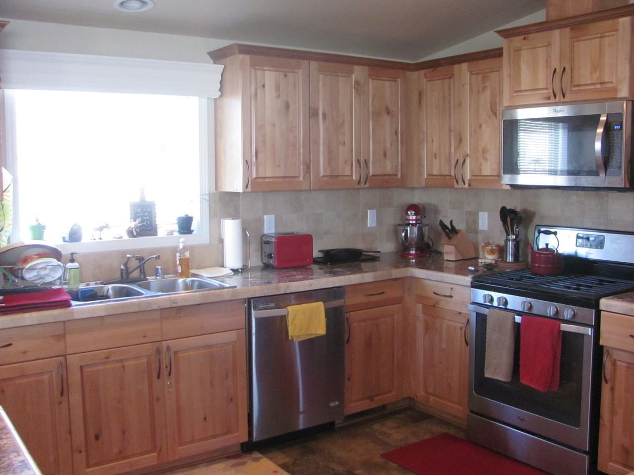 125 E Menefee St - Photo 4 of 24