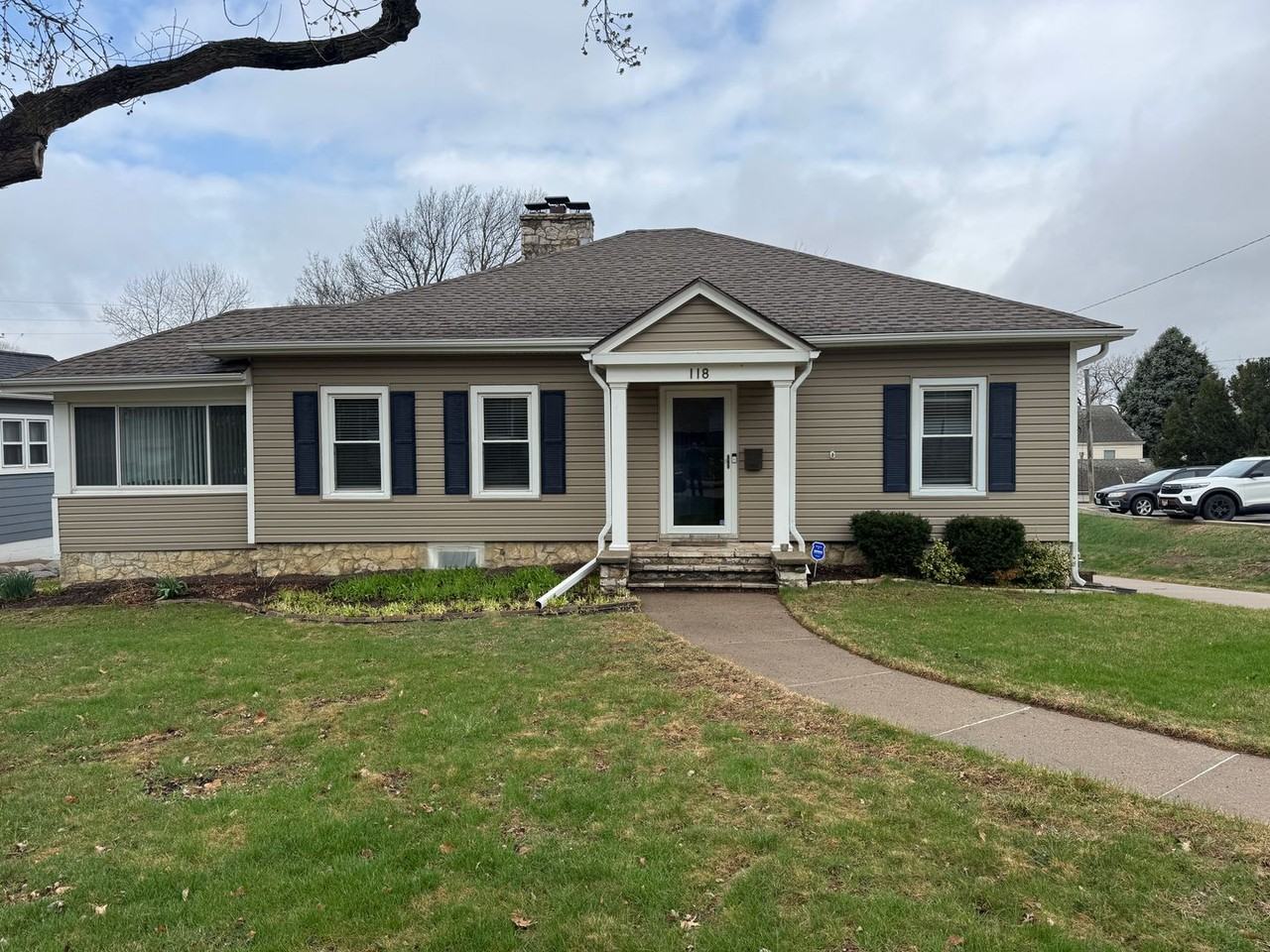 118 S 69th St - Photo 2 of 32