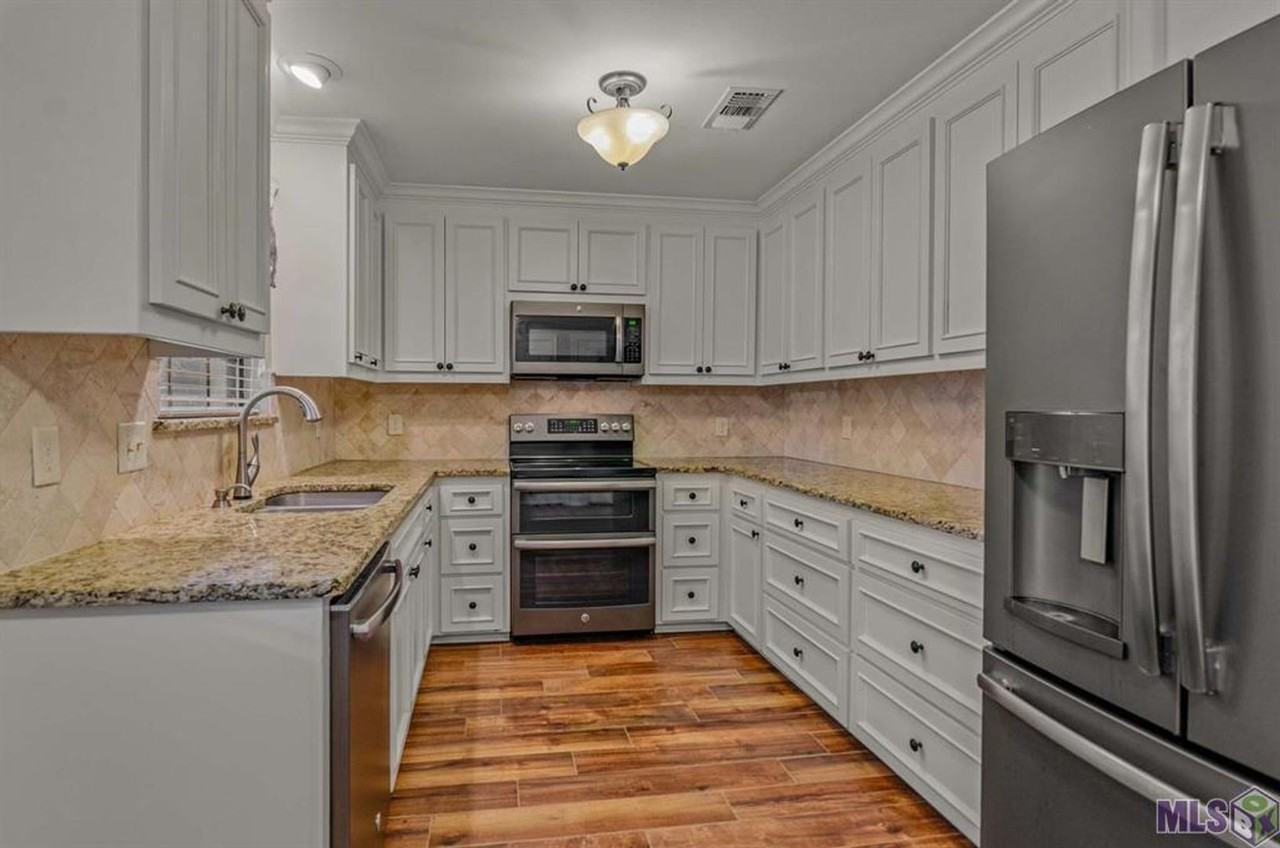 12168 Arrowood Ave - Photo 7 of 13