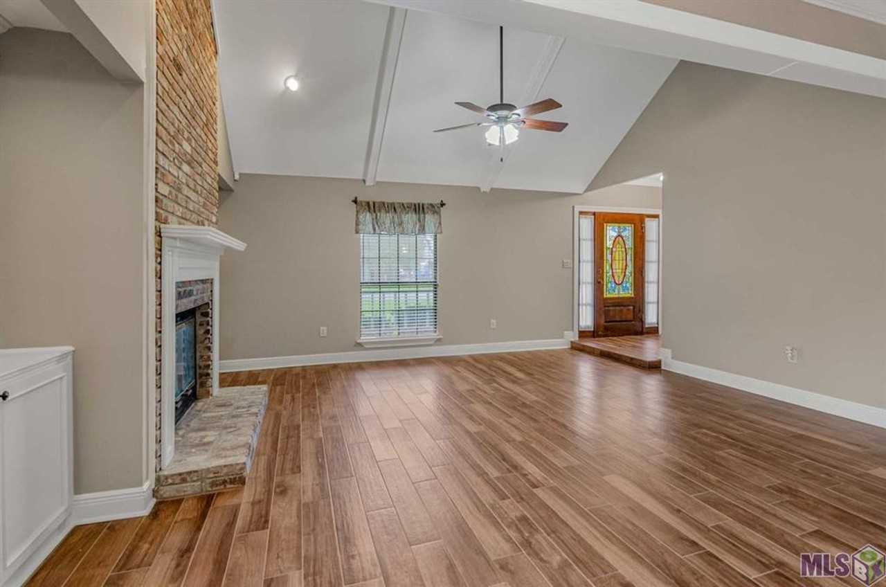 12168 Arrowood Ave - Photo 3 of 13