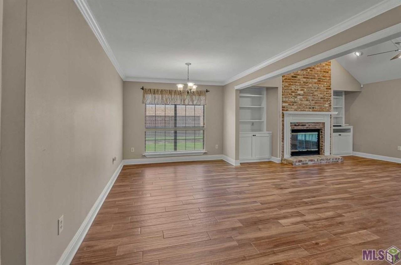 12168 Arrowood Ave - Photo 5 of 13