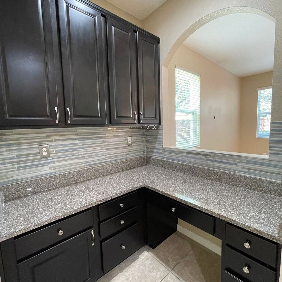 1045 Palma Verde Pl - Photo 7 of 37