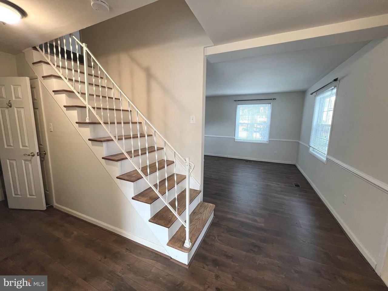 5443 High Tide Ct - Photo 3 of 23