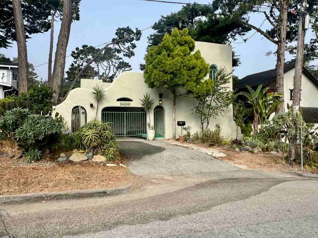 671 Taylor St - Photo 5 of 50