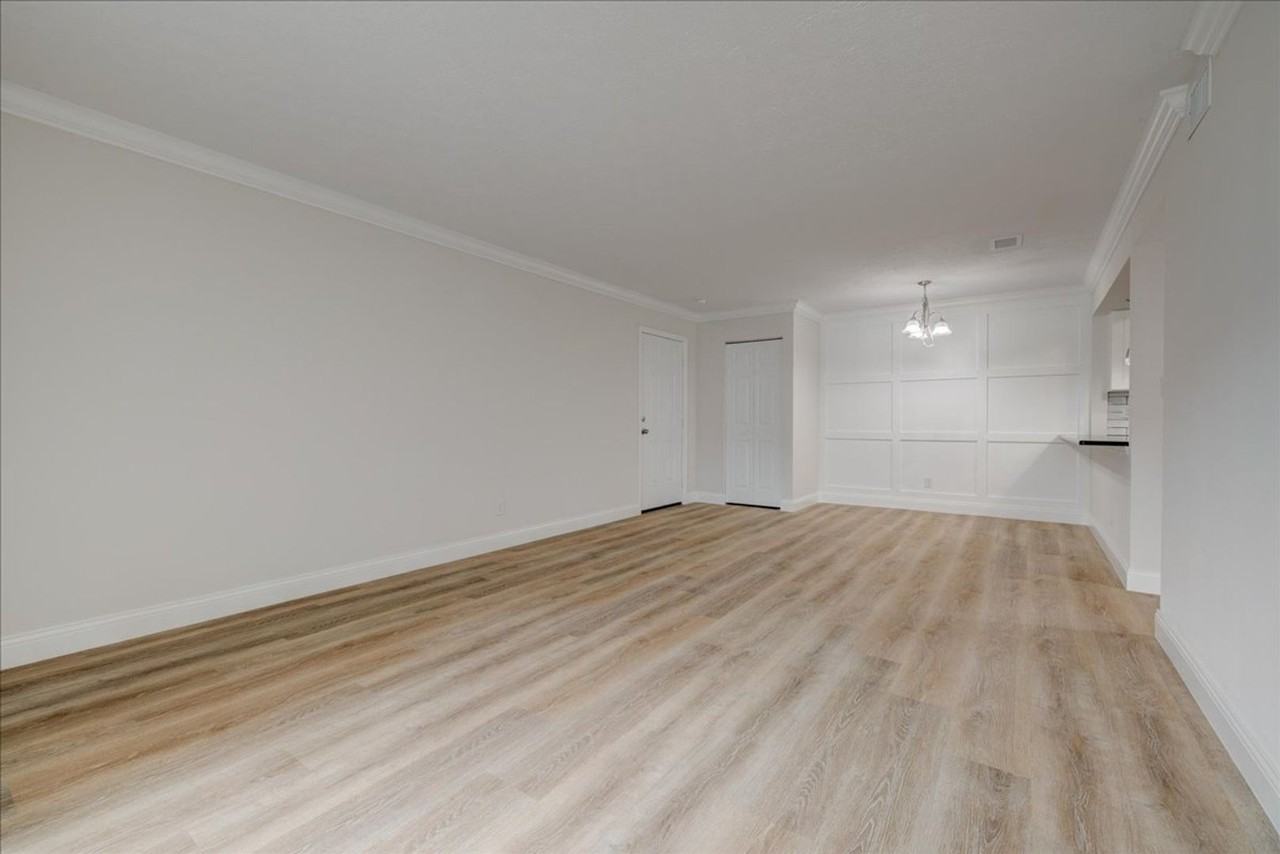 600 Normandy Apartment Homes - Photo 3 of 50