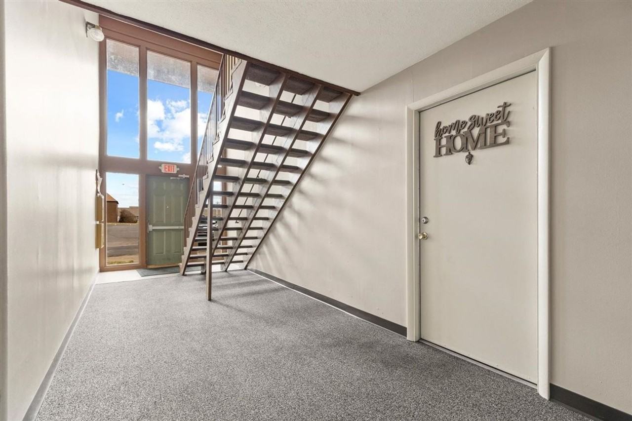 600 Normandy Apartment Homes - Photo 4 of 26