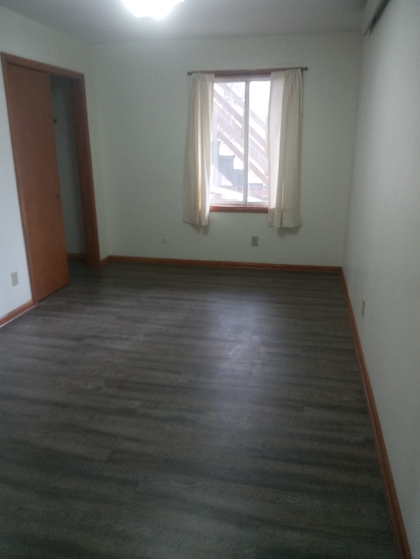 318 E Forest St #1 - Photo 3 of 5