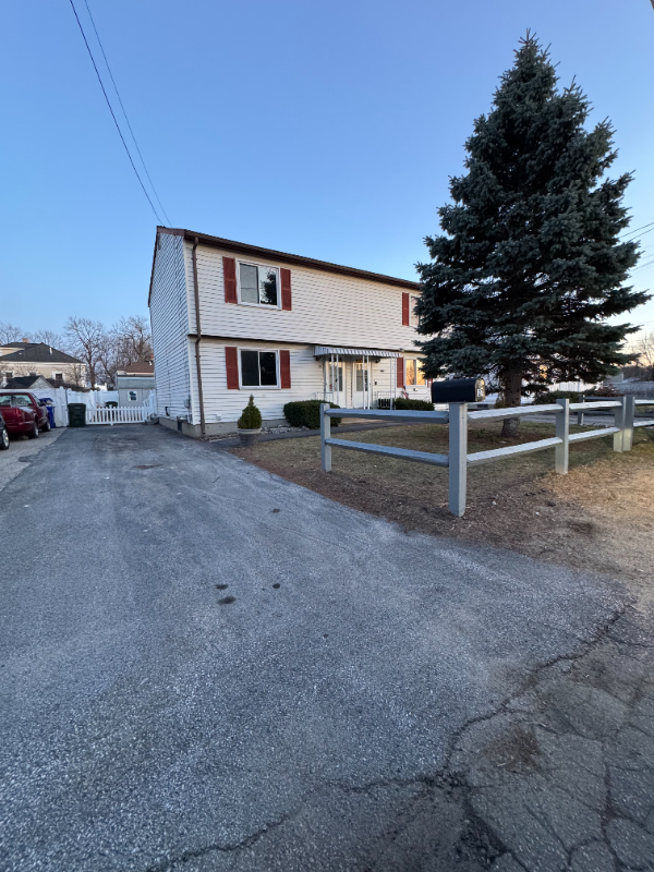 27 Hampton St - Photo 2 of 12