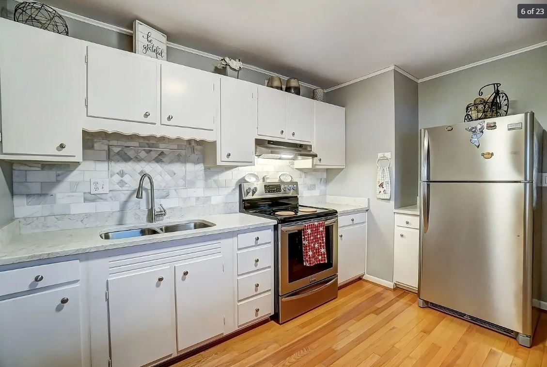 6 5th Ave #NA - Photo 7 of 11