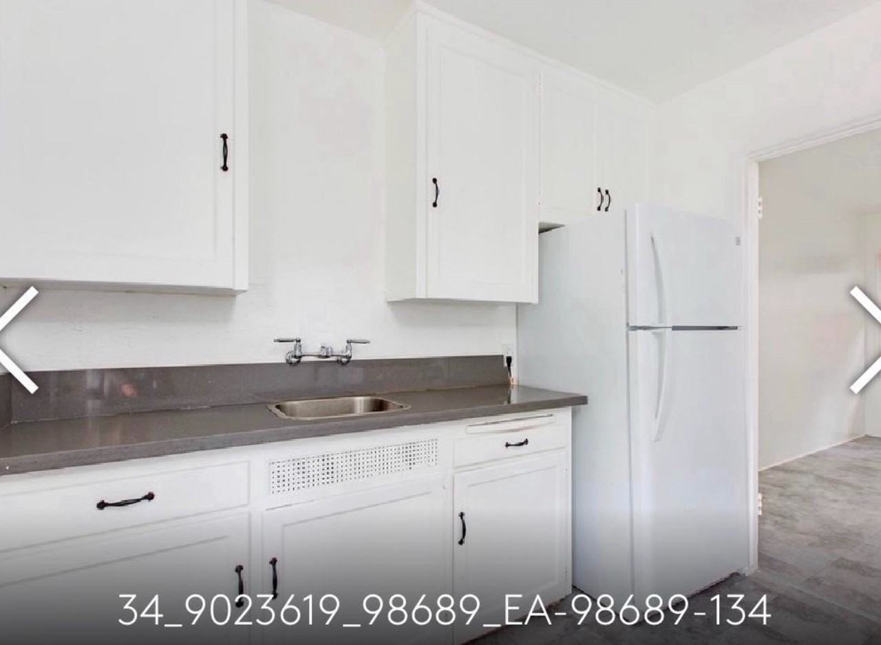 1130 11th Ave #3 - Photo 3 of 5