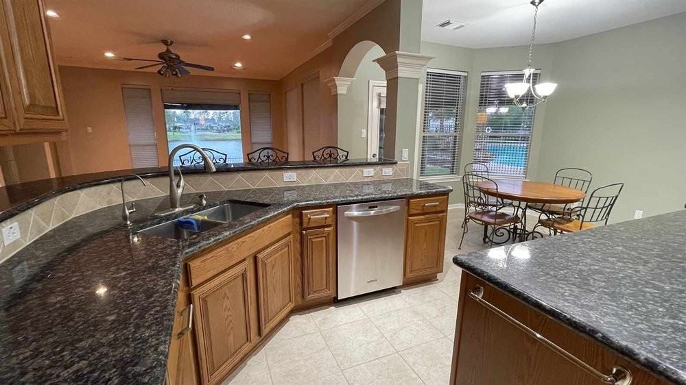 11843 Lismore Lake Dr - Photo 3 of 26