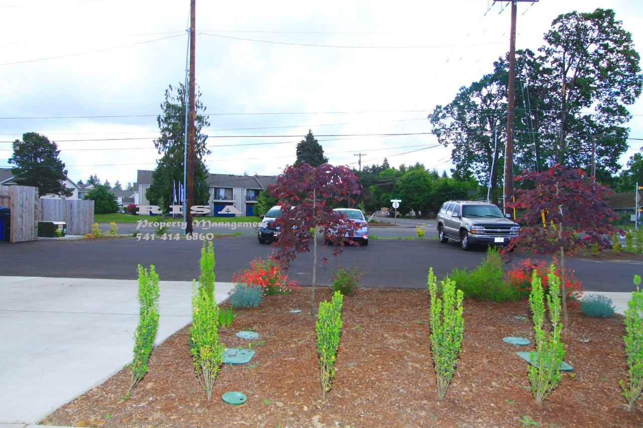 4187 Lancaster Dr Ne #NA - Photo 2 of 31