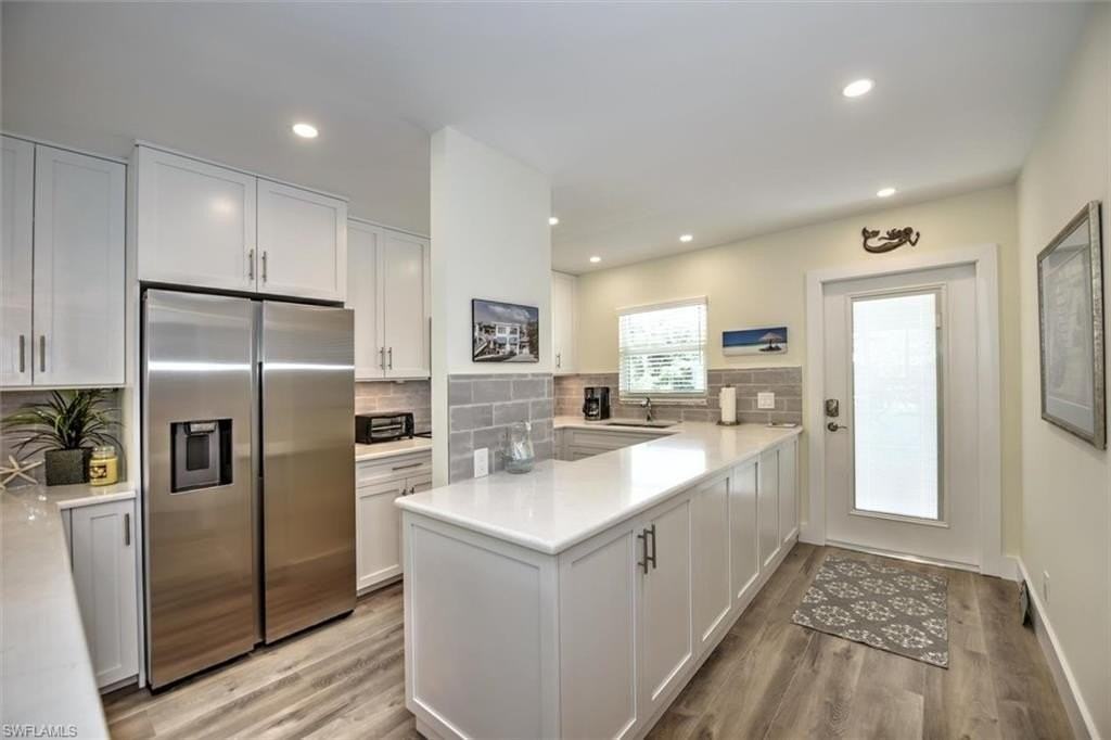 684 Broad Ave S #J684 - Photo 4 of 24