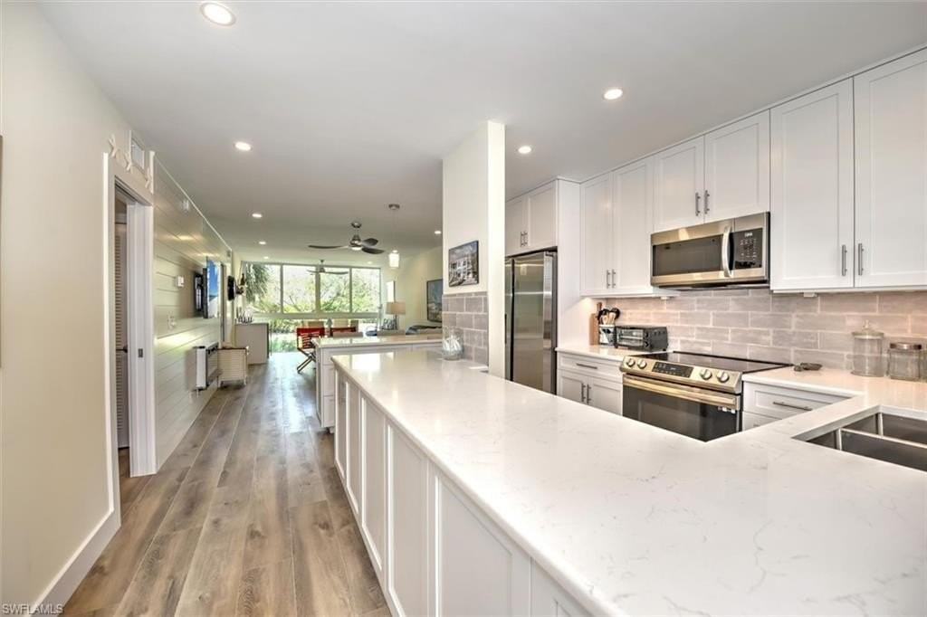 684 Broad Ave S #J684 - Photo 5 of 24