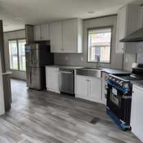 27 Crestwood Dr #0013 - Photo 1 of 1