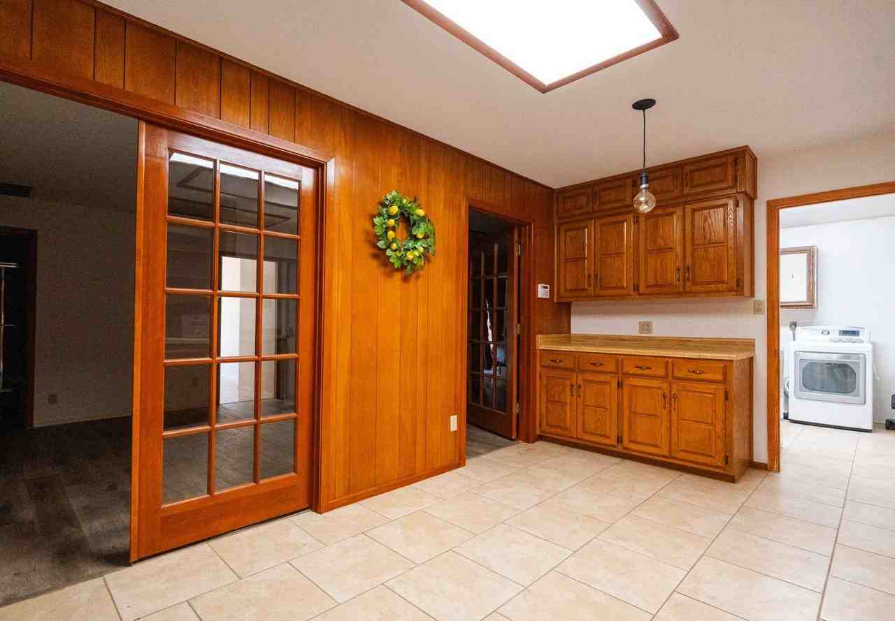 Sir Gareth Dr - Photo 2 of 10