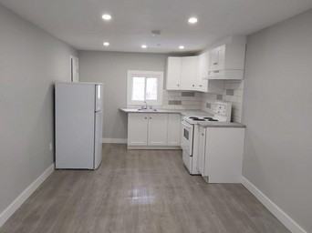 363 Hamilton Road #3 - Photo 3 of 5