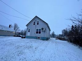 featured image of 981 Callbeck Street #1