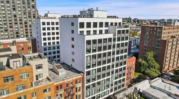 featured image of 215 E 124th St