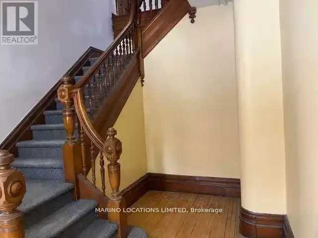 105 Bridge St E #2 - Photo 3 of 10