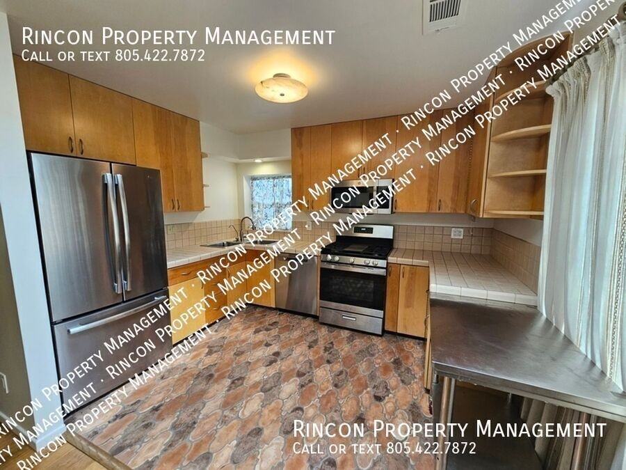 447 Burnham Rd - Photo 3 of 41