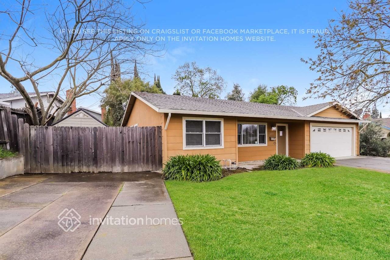 1812 Hastings Ct - Photo 3 of 17