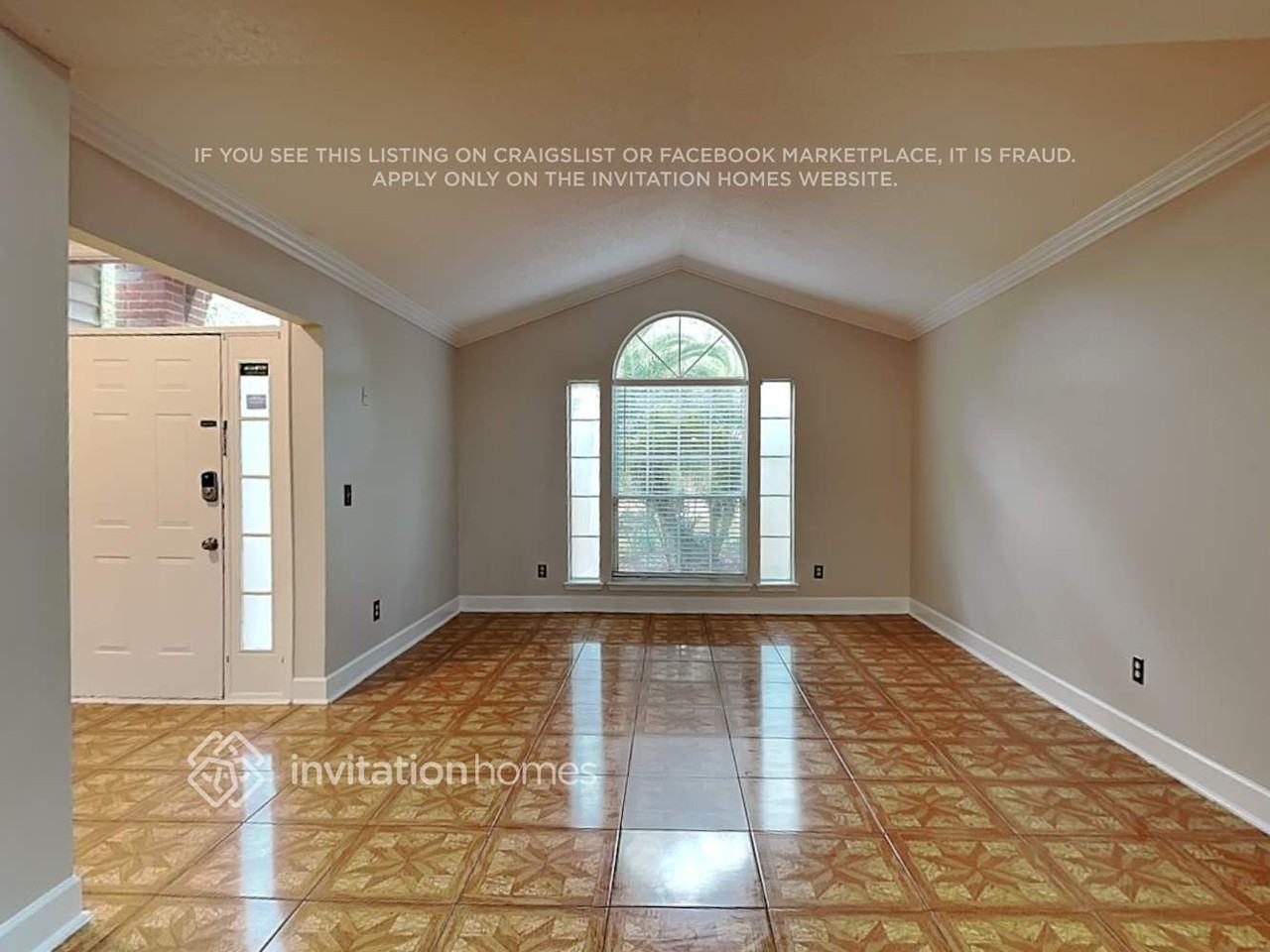 4848 Victoria Chase Ct - Photo 3 of 19