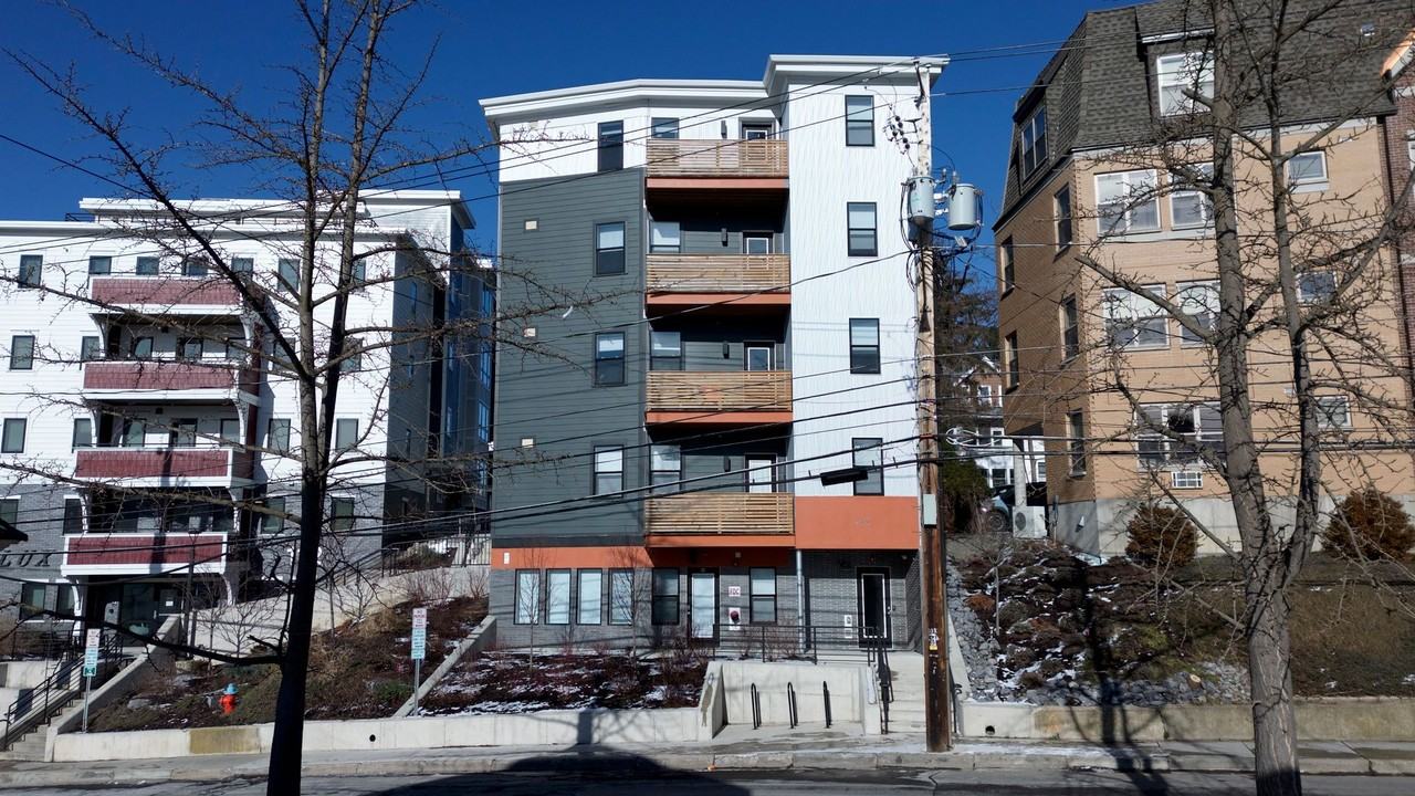 The Bronze - Photo 2 of 3