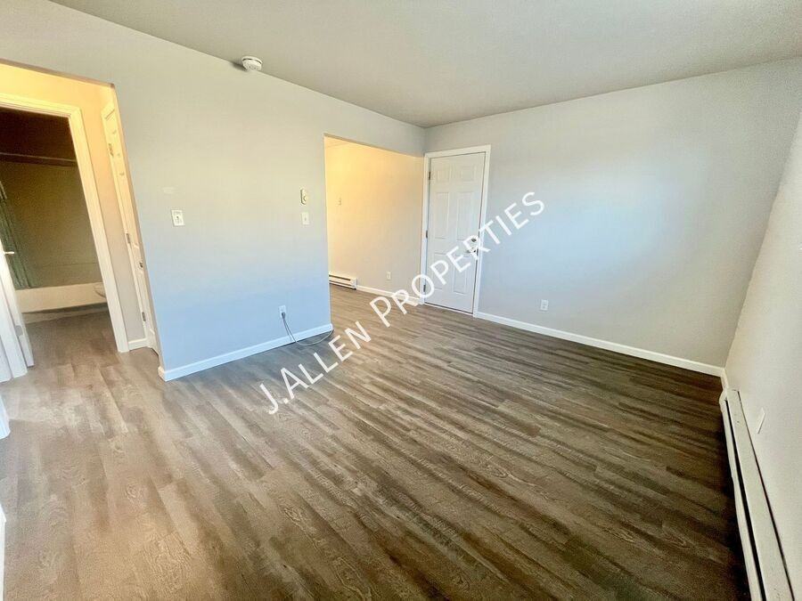 107 Gold Strike Dr #1 - Photo 3 of 5