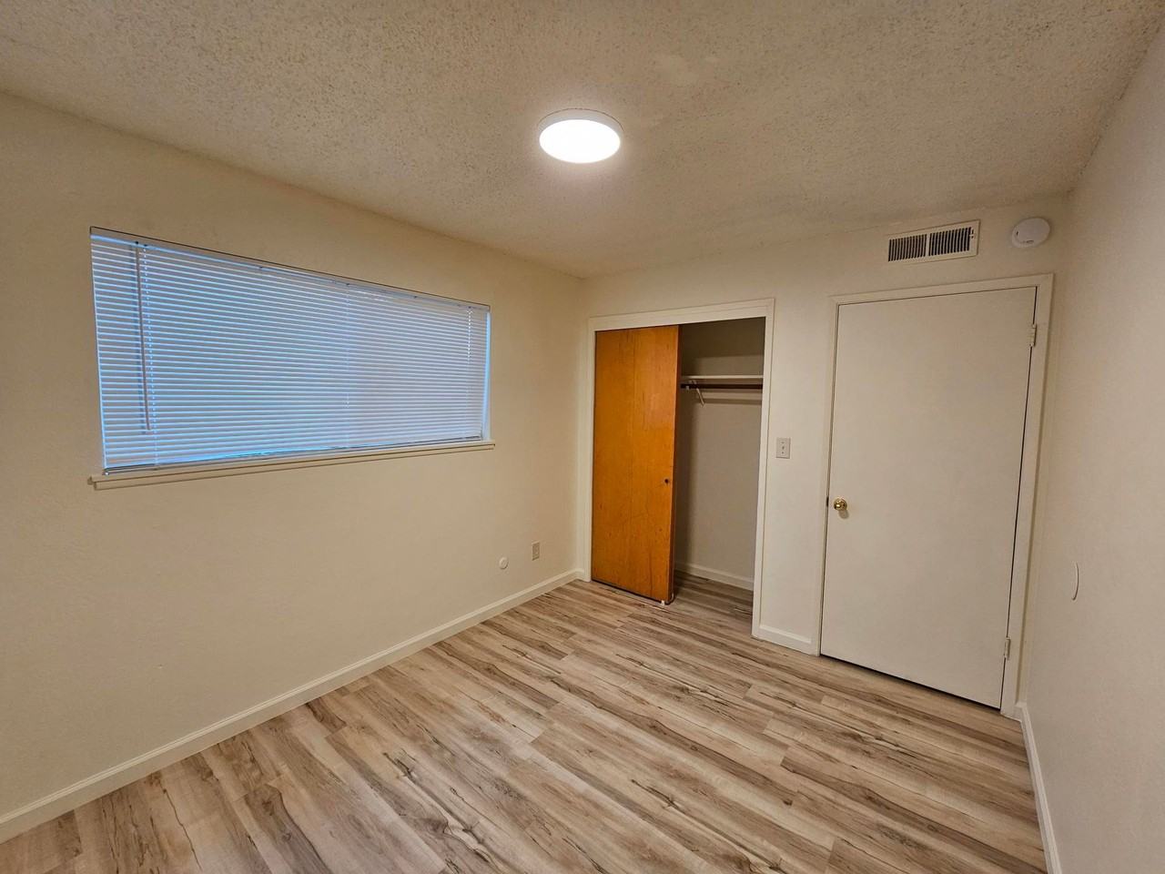 1275 Williams-Riviera Terrace - Photo 6 of 9