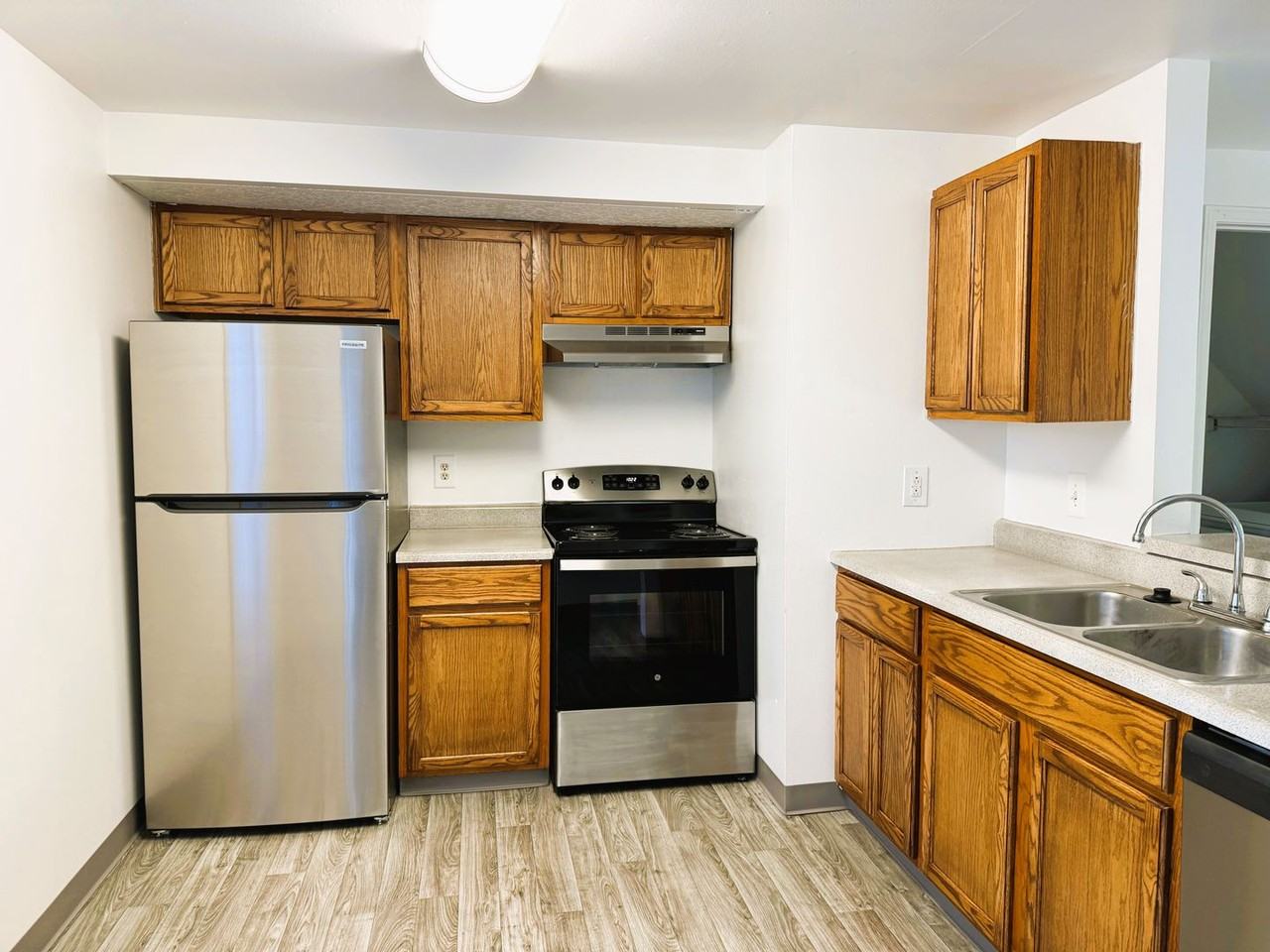 35411 Hickory Green Ct. - Photo 2 of 7