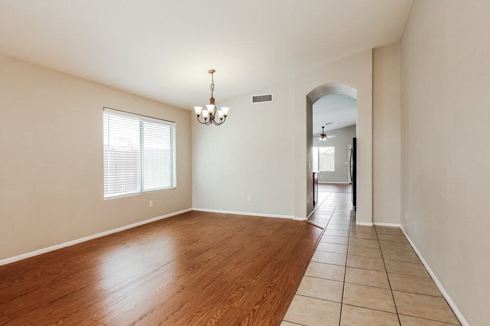 15871 W Linden St - Photo 3 of 16