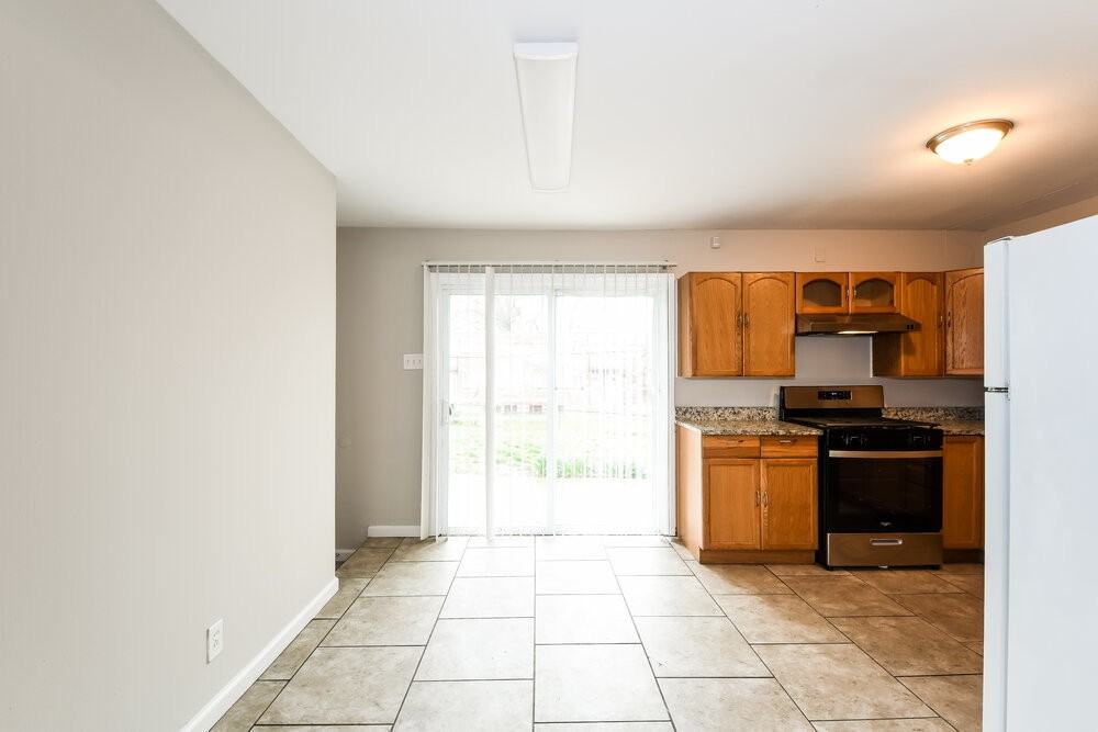 1230 Acredale Dr - Photo 7 of 16