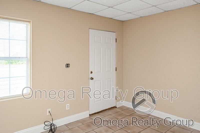314 Percy St - Photo 5 of 19