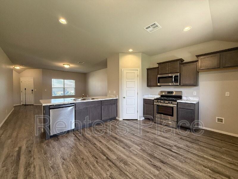 16122 S 88th East Ave - Photo 3 of 13