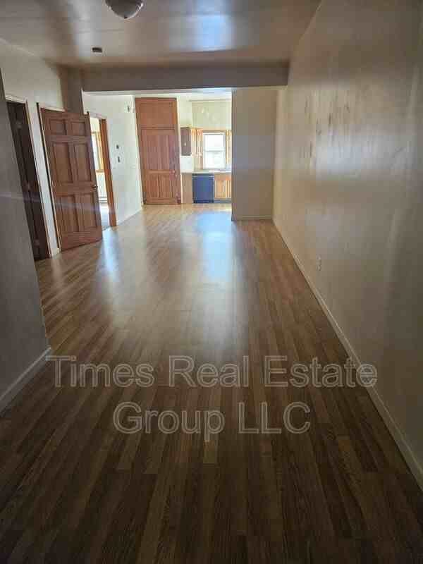 19 W Main St #1 - Photo 6 of 11