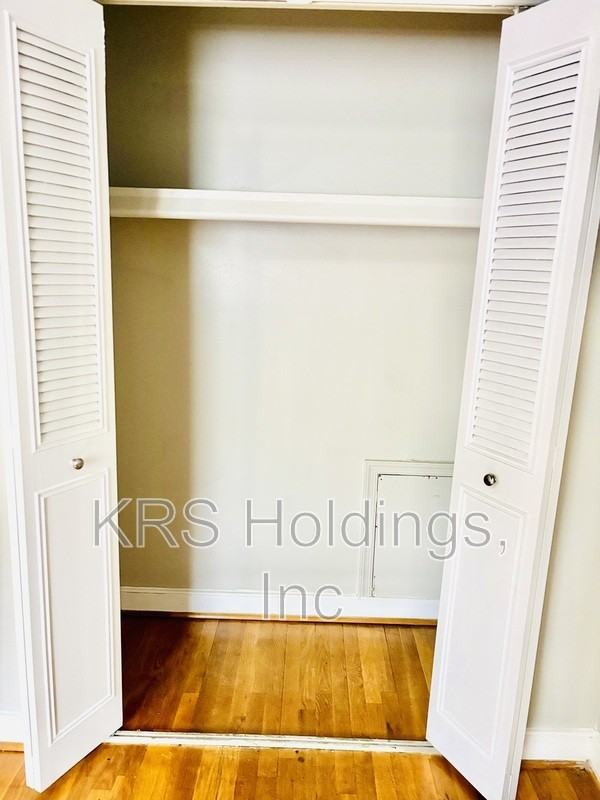 5228 Goolsby Ct - Photo 7 of 10