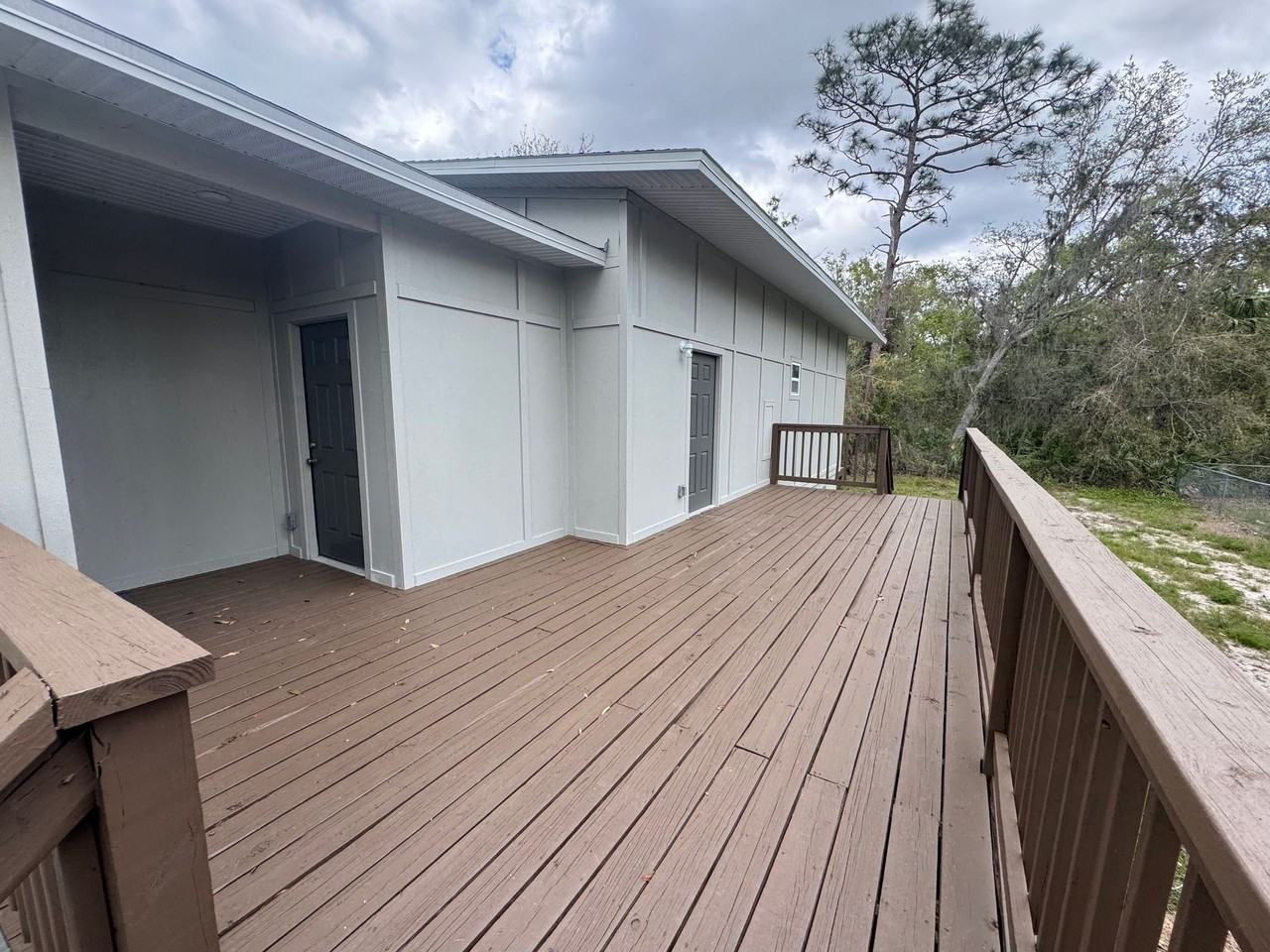 MAVEs Duplex 923 - Photo 2 of 21