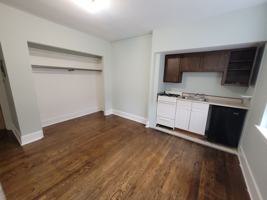 featured image of 4 E 30th St