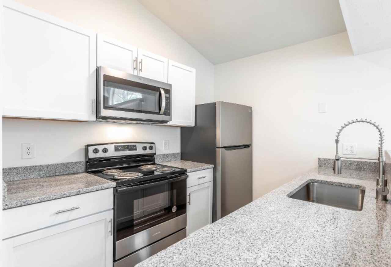 Stratford Commons - Photo 7 of 10