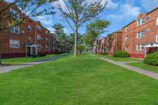 Chilton Hall Apartments - Photo 1 of 1