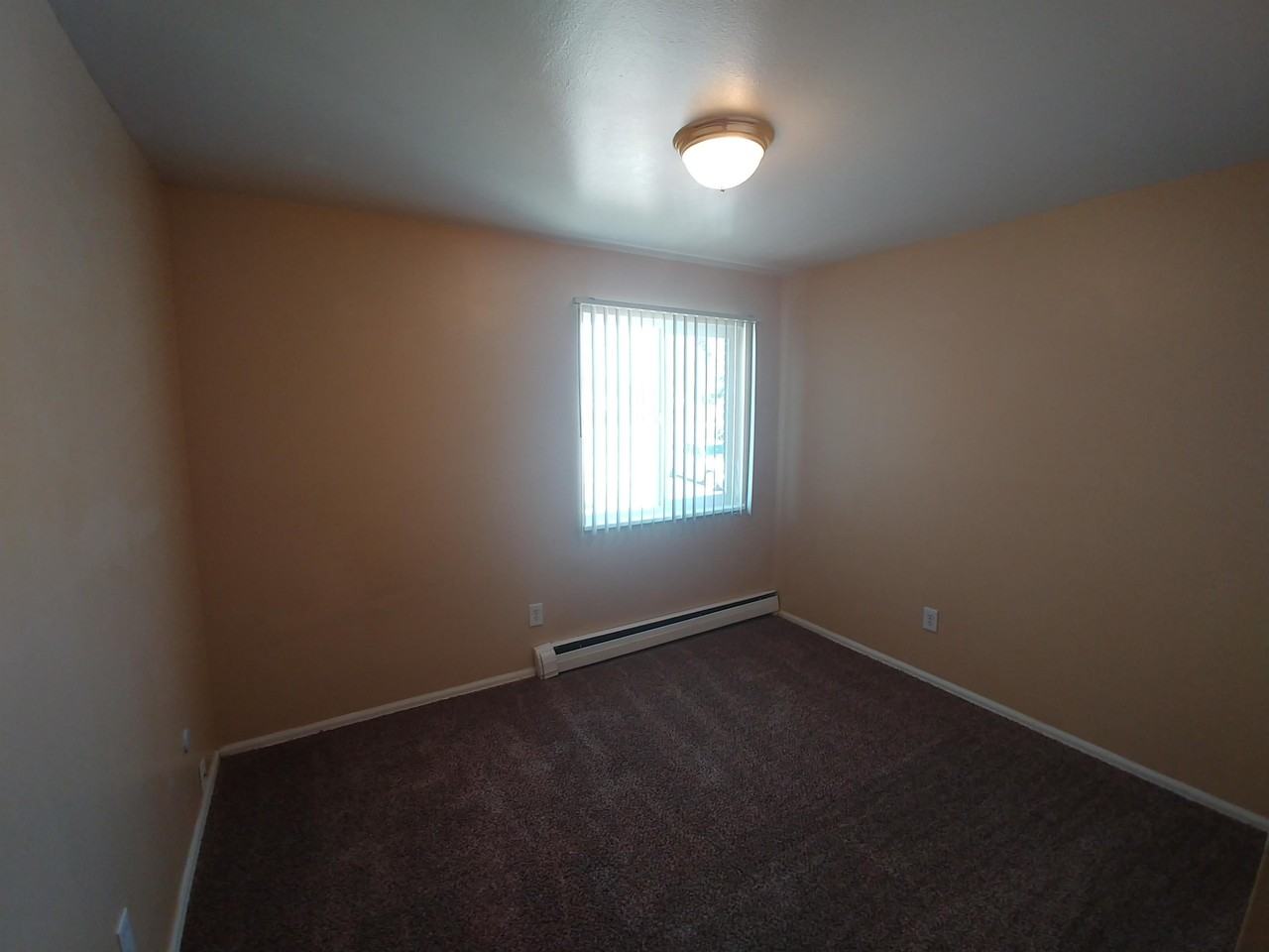 Bruin Manor (TS) - Photo 5 of 27