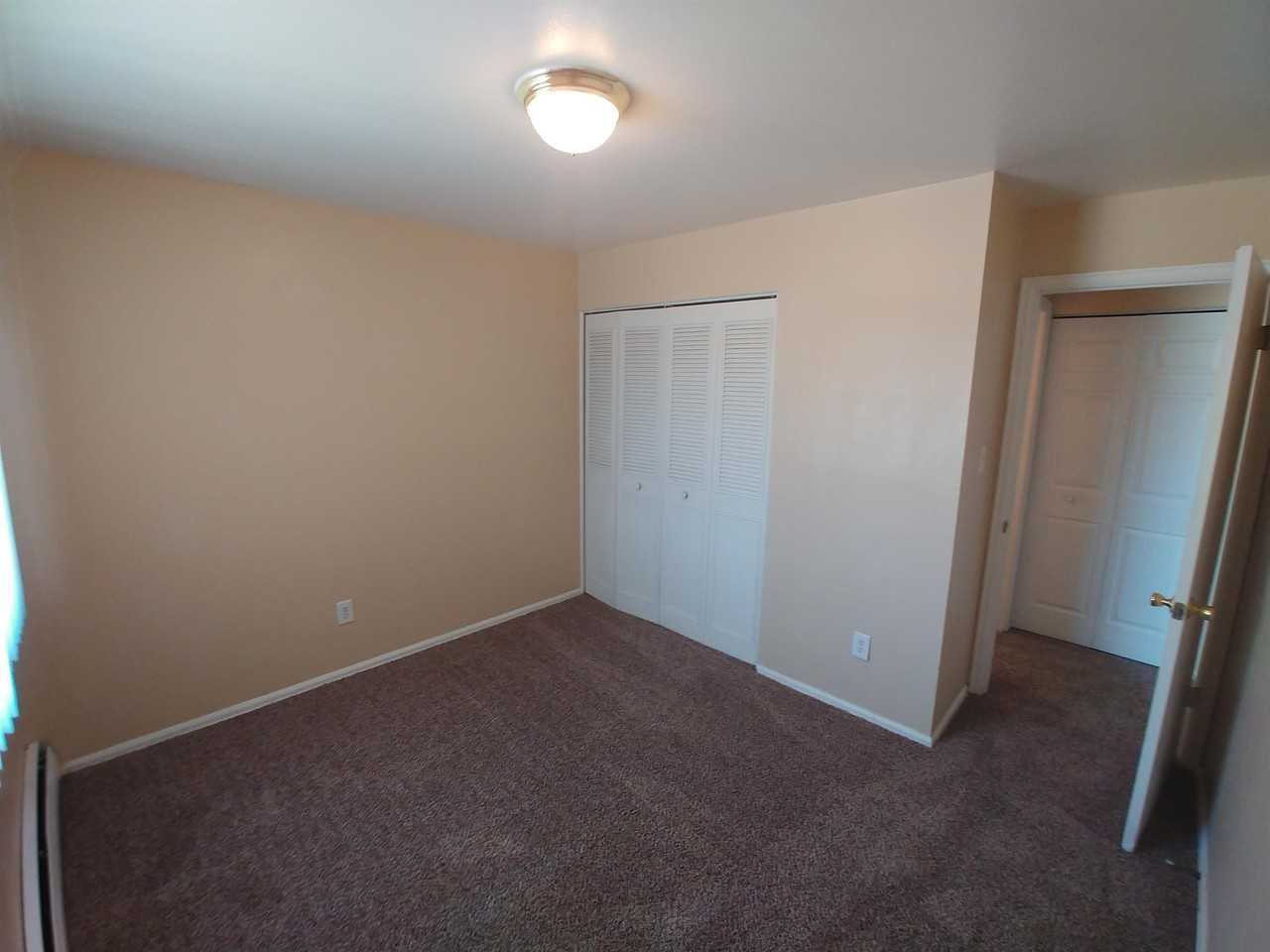 Bruin Manor (TS) - Photo 6 of 27