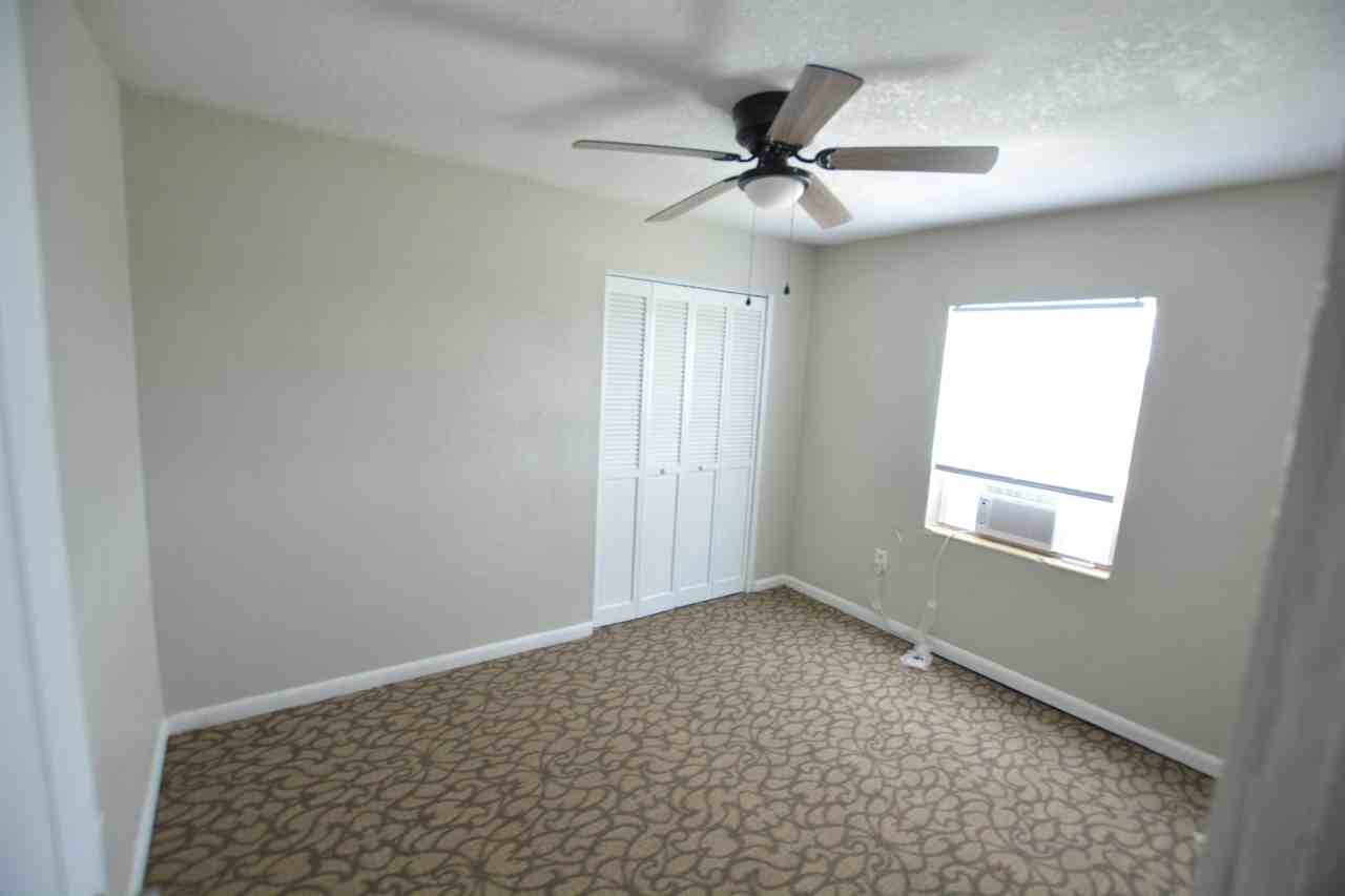 1712 East Hinson Avenue - Photo 5 of 11