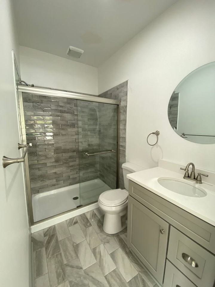 627 Manor St - Photo 6 of 12